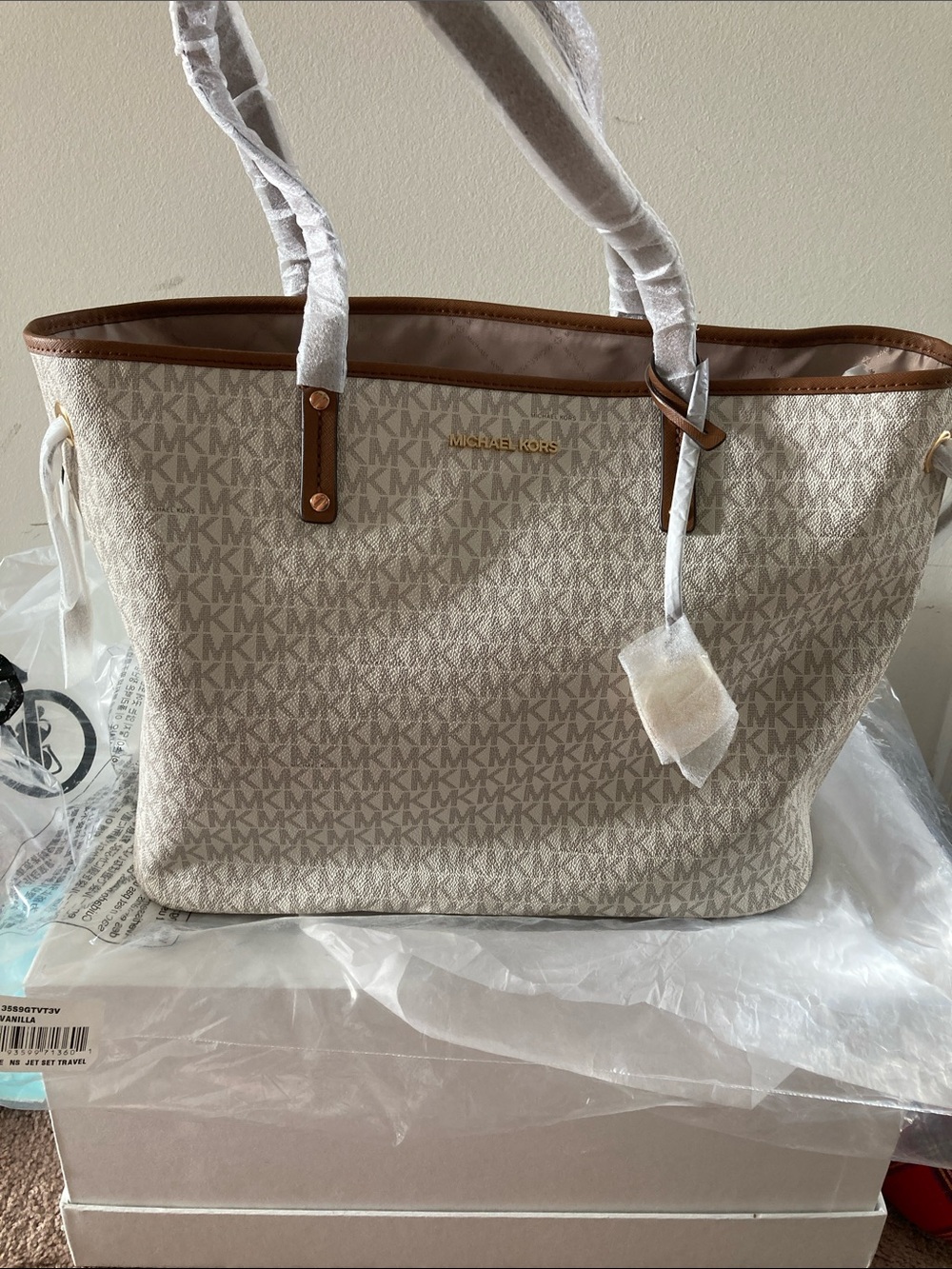 Michael Michael KORS jet set travel large drawstring tote